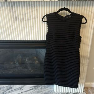 Rachel Roy size 6 dress with striped detail